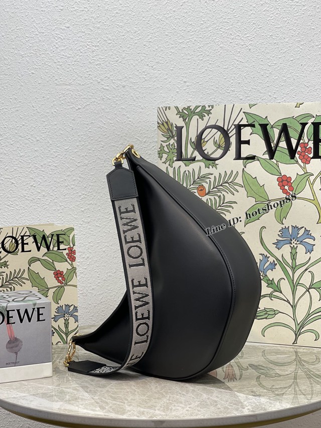 Loewe專櫃最新Luna系列月亮包 羅意威全皮肩背包腋下包 10195 lyw1055